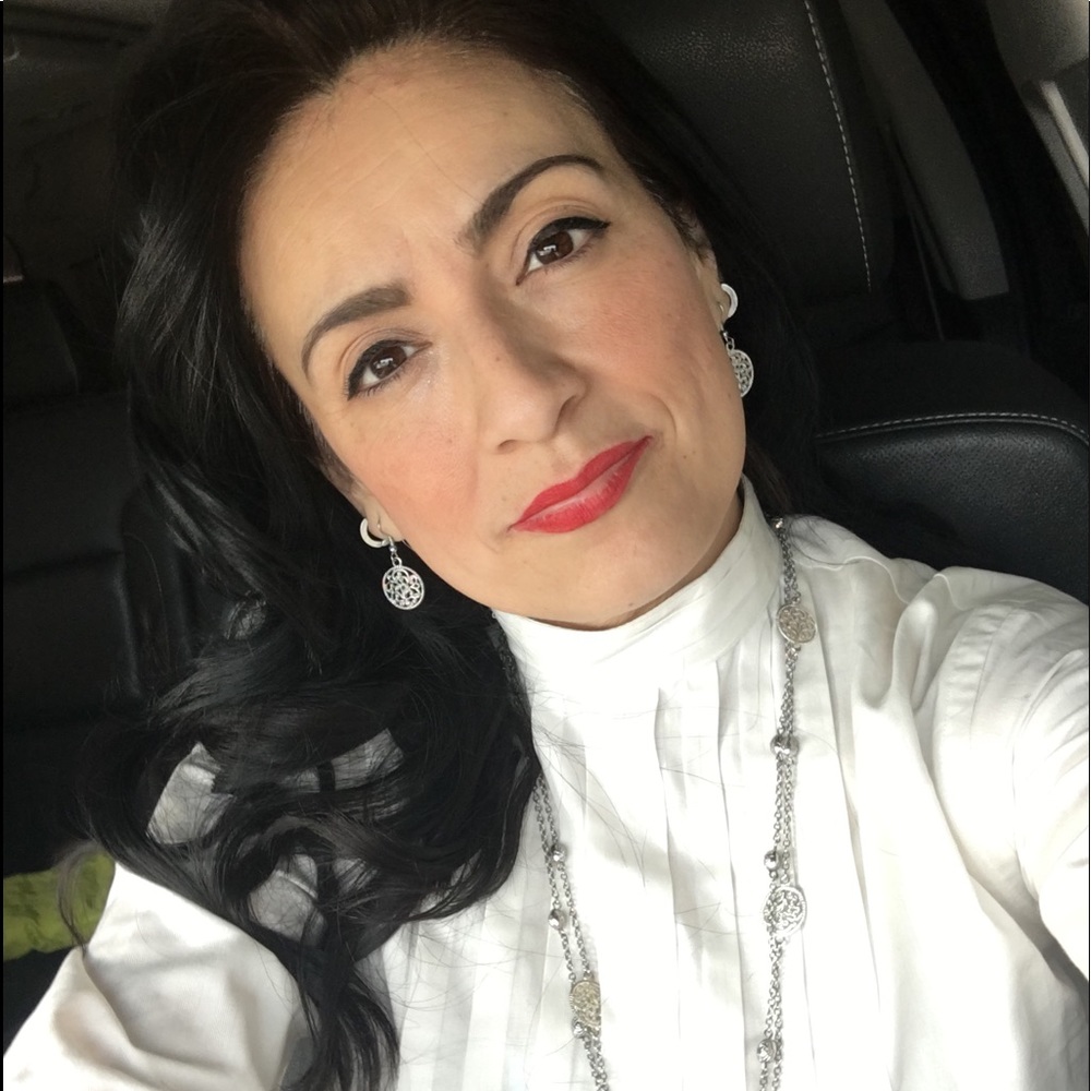 Meet your Posher, Martha